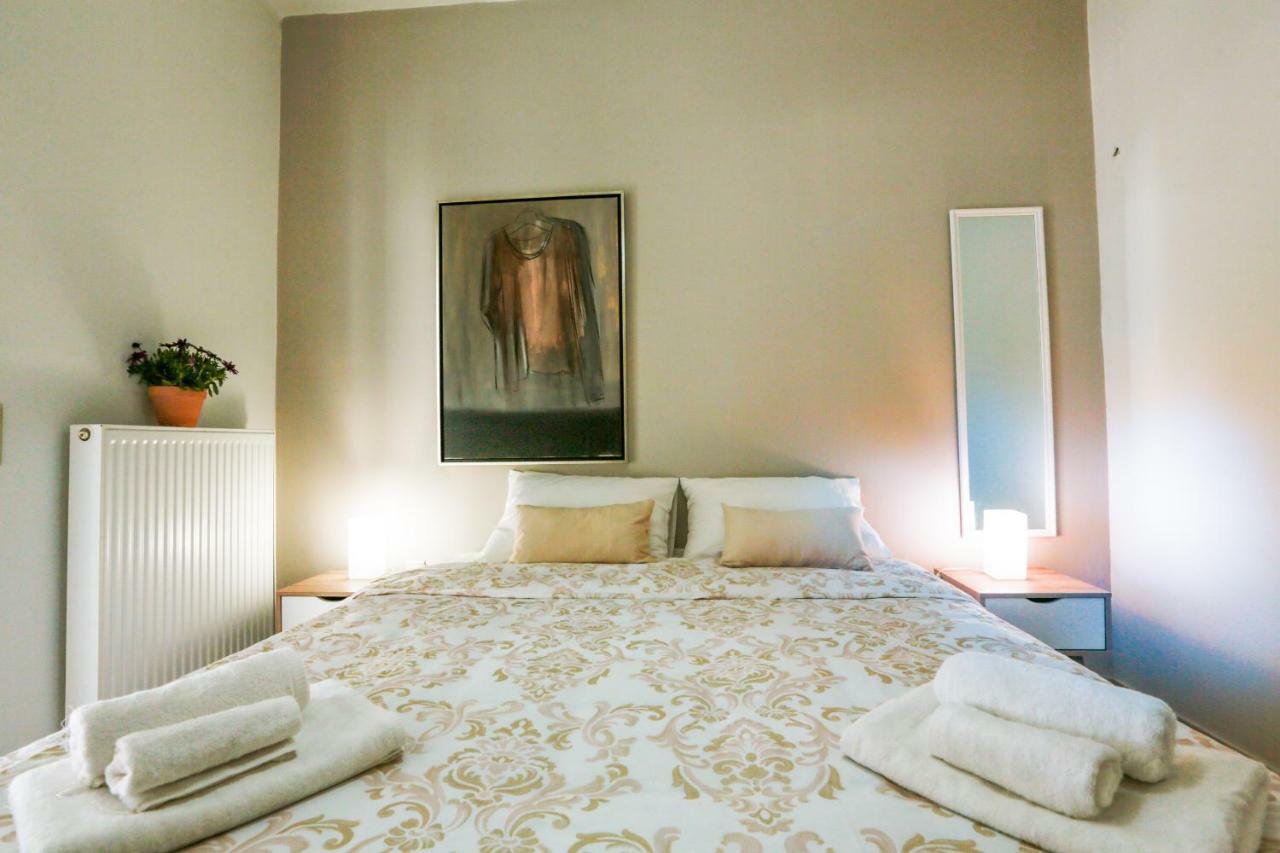 Katia'S Pepper Tree Apartment Heraklion  Luaran gambar